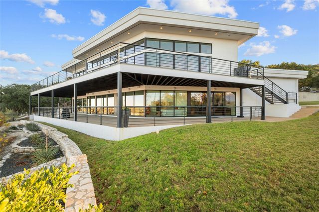21808 Briarcliff DR, Spicewood, TX 78669