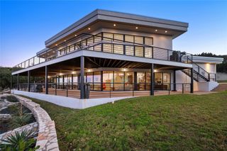 21808 Briarcliff DR, Spicewood, TX 78669