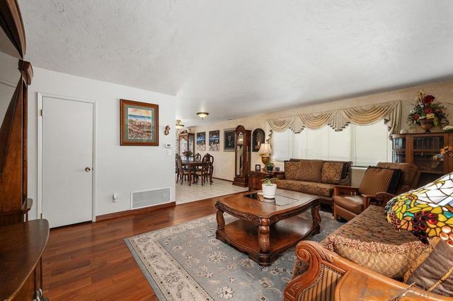 2141 Boundary, San Diego, CA 92104