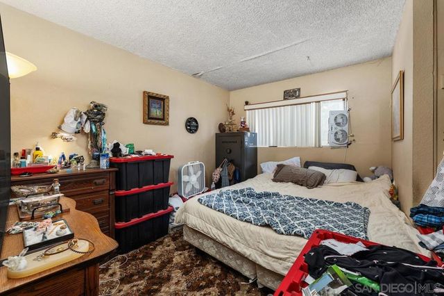 2141 Boundary, San Diego, CA 92104