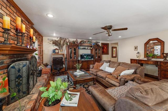 2141 Boundary, San Diego, CA 92104
