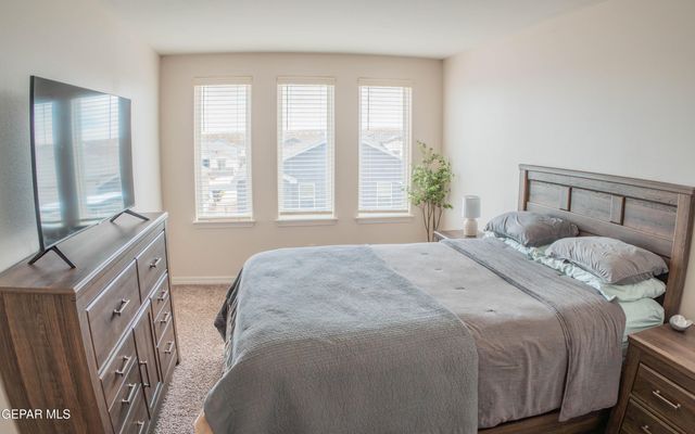 673 La Entrada Circle, Sunland Park, NM 88063