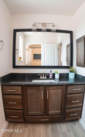 673 La Entrada Circle, Sunland Park, NM 88063