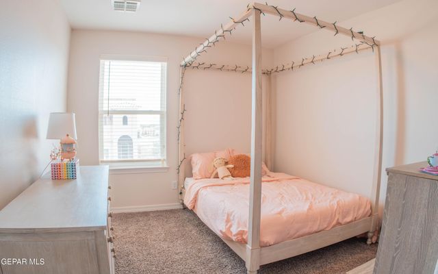 673 La Entrada Circle, Sunland Park, NM 88063