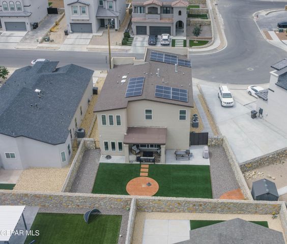 673 La Entrada Circle, Sunland Park, NM 88063