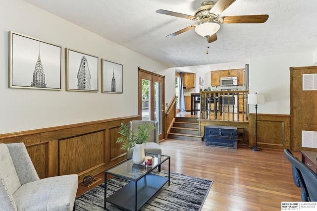504 Winchester Circle, Papillion, NE 68046