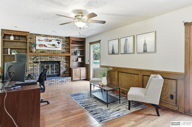 504 Winchester Circle, Papillion, NE 68046