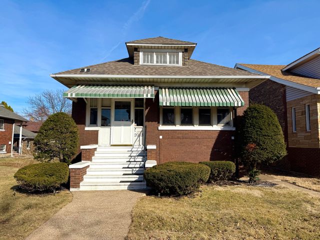 2033 Wespark Avenue 1, Whiting, IN 46394