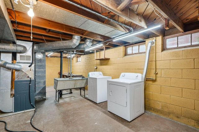 3923 N 78th STREET, Milwaukee, WI 53222