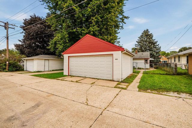 3923 N 78th STREET, Milwaukee, WI 53222