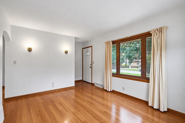 3923 N 78th STREET, Milwaukee, WI 53222
