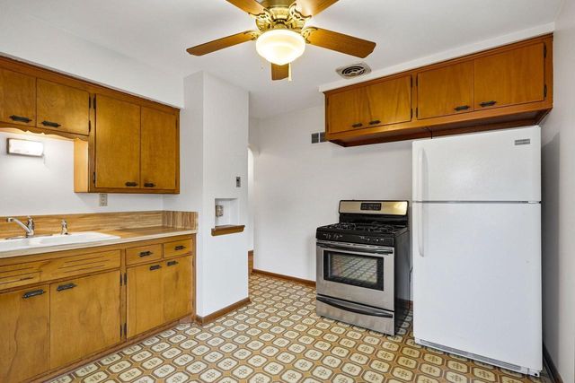 3923 N 78th STREET, Milwaukee, WI 53222