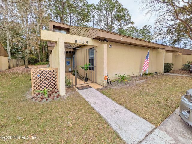 8455 PINEVERDE Lane, Jacksonville, FL 32244