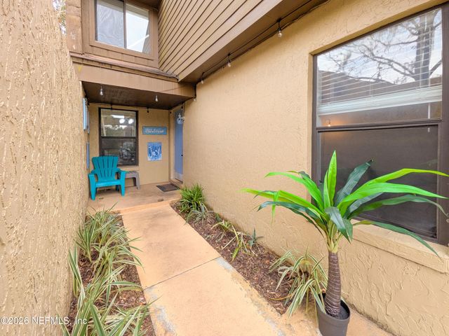 8455 PINEVERDE Lane, Jacksonville, FL 32244