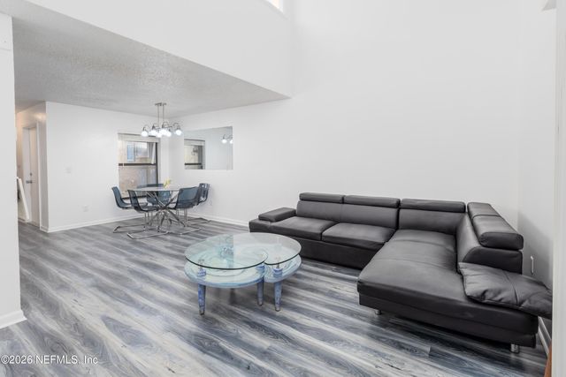 8455 PINEVERDE Lane, Jacksonville, FL 32244