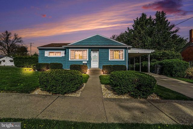 520 N 8TH AVE, Lebanon, PA 17046