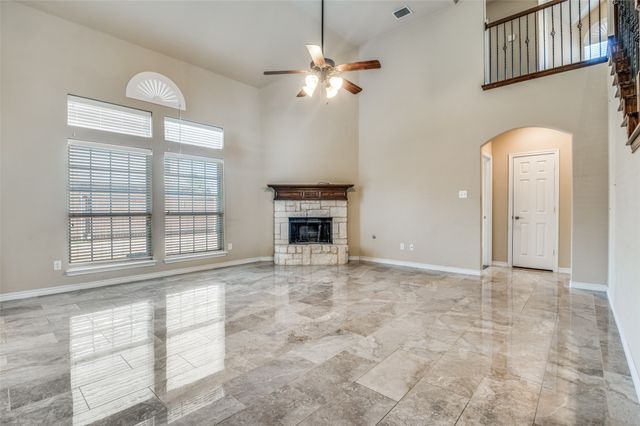 7311 Padilla, Grand Prairie, TX 75054