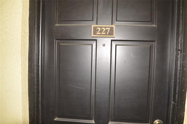 3206 W AZEELE STREET 227, Tampa, FL 33609