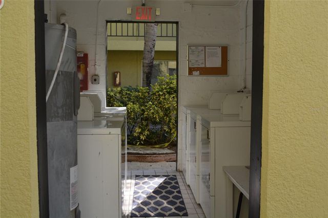 3206 W AZEELE STREET 227, Tampa, FL 33609