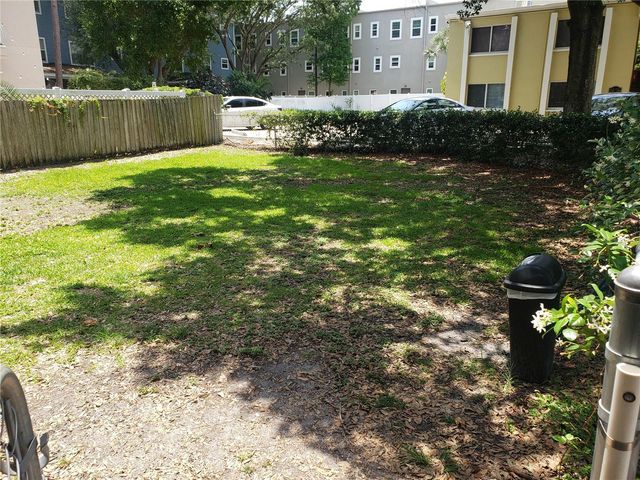 3206 W AZEELE STREET 227, Tampa, FL 33609