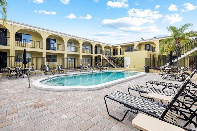 3206 W AZEELE STREET 227, Tampa, FL 33609