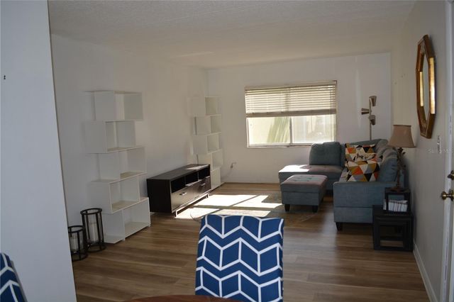 3206 W AZEELE STREET 227, Tampa, FL 33609