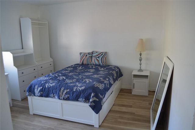 3206 W AZEELE STREET 227, Tampa, FL 33609