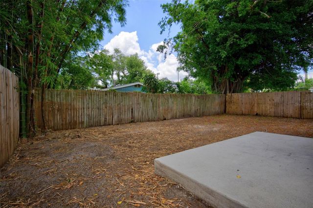 1004 17TH AVENUE W, Bradenton, FL 34205