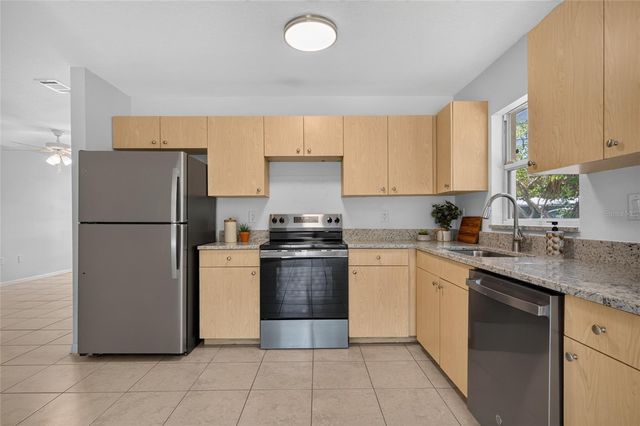 1004 17TH AVENUE W, Bradenton, FL 34205