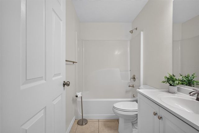 1004 17TH AVENUE W, Bradenton, FL 34205