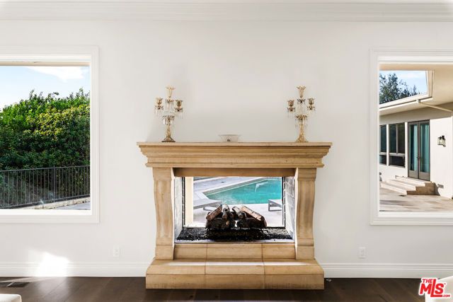 1845 Loma Vista Drive, Beverly Hills, CA 90210