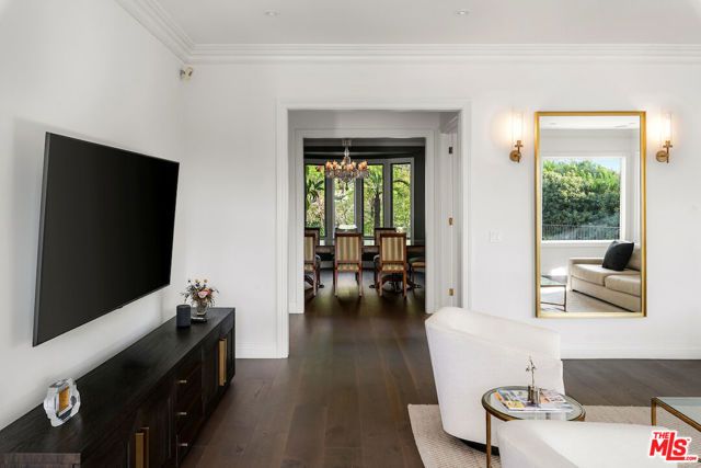 1845 Loma Vista Drive, Beverly Hills, CA 90210