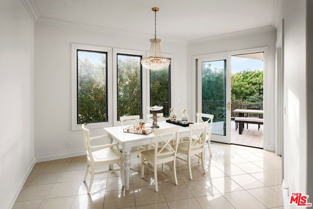 1845 Loma Vista Drive, Beverly Hills, CA 90210