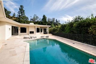 1845 Loma Vista Drive, Beverly Hills, CA 90210