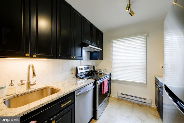 14-R LAUREL HILL RD, Greenbelt, MD 20770