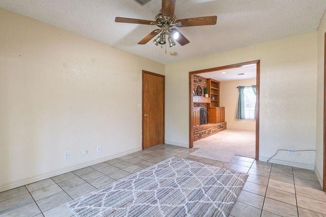 1109 W Washington Circle, Tecumseh, OK 74873
