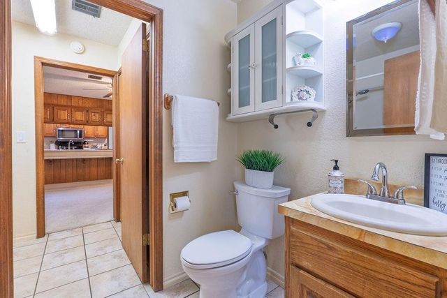 1109 W Washington Circle, Tecumseh, OK 74873