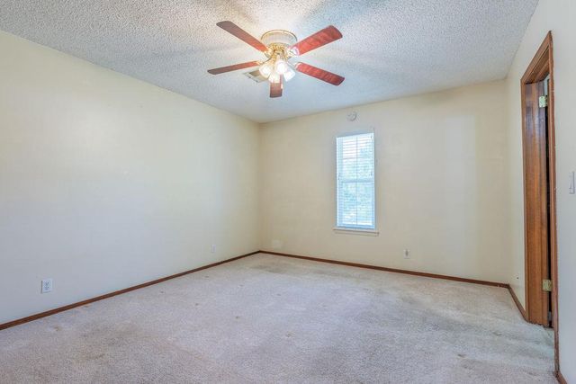 1109 W Washington Circle, Tecumseh, OK 74873