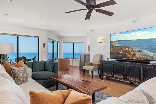 205 S Helix Ave 65, Solana Beach, CA 92075