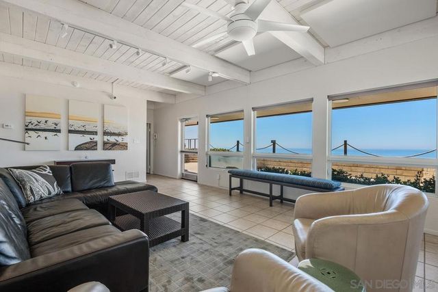 205 S Helix Ave 65, Solana Beach, CA 92075