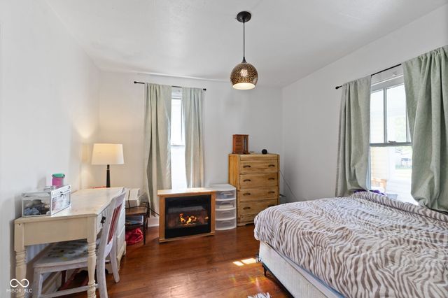 125 W Harrison Street, Mooresville, IN 46158