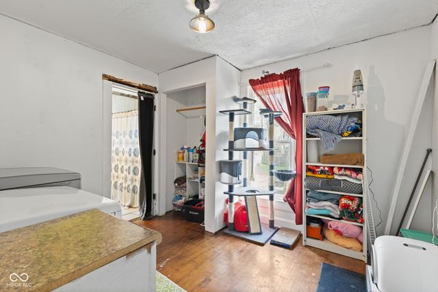 125 W Harrison Street, Mooresville, IN 46158