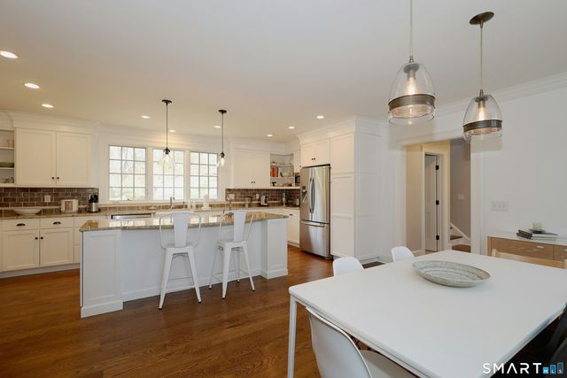 219 Bennetts Farm Road, Ridgefield, CT 06877