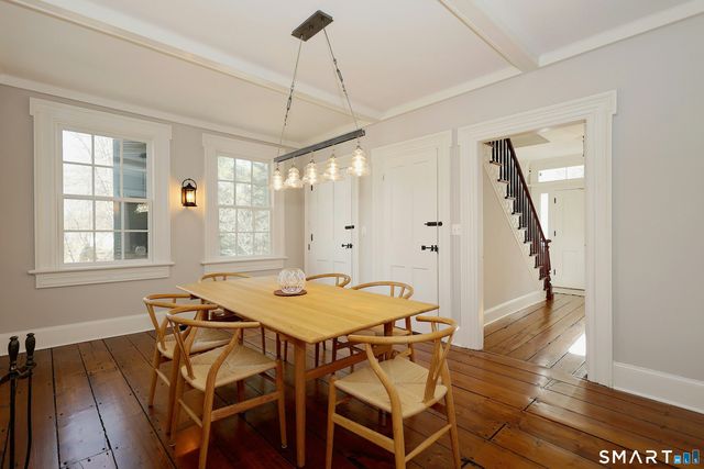 219 Bennetts Farm Road, Ridgefield, CT 06877