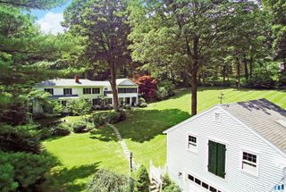 219 Bennetts Farm Road, Ridgefield, CT 06877