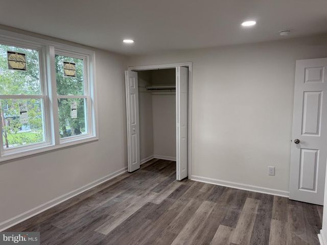 1235 ELSON RD, Brookhaven, PA 19015