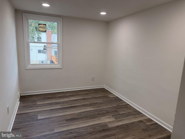 1235 ELSON RD, Brookhaven, PA 19015