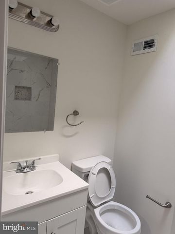 1235 ELSON RD, Brookhaven, PA 19015