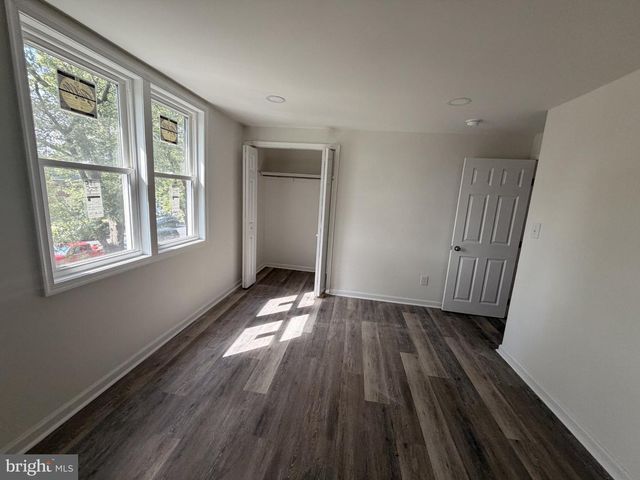 1235 ELSON RD, Brookhaven, PA 19015