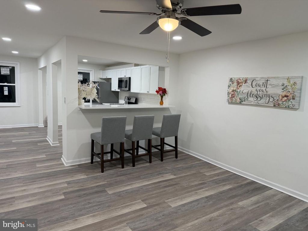 1235 ELSON RD, Brookhaven, PA 19015
